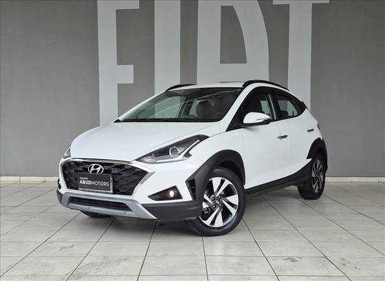 HYUNDAI HB20X 1.6 16V FLEX DIAMOND AUTOMÁTICO HYUNDAI HB20X 1.6 16V FLEX DIAMOND AUTOMÁTICO